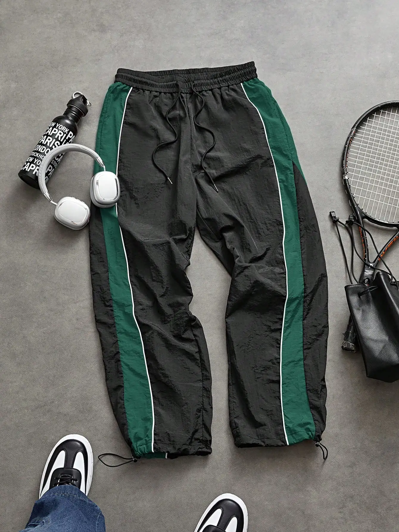 

Мужские спортивные брюки черного цвета с зелеными полосками, свободный крой, повседневная спортивная одежда