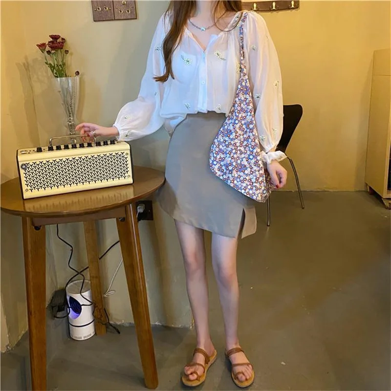 Spring Summer French V Neck Long Sleeve Floral Chiffon Shirts Women Kawaii All-match Korean Casual Loose Single-breasted Blouse