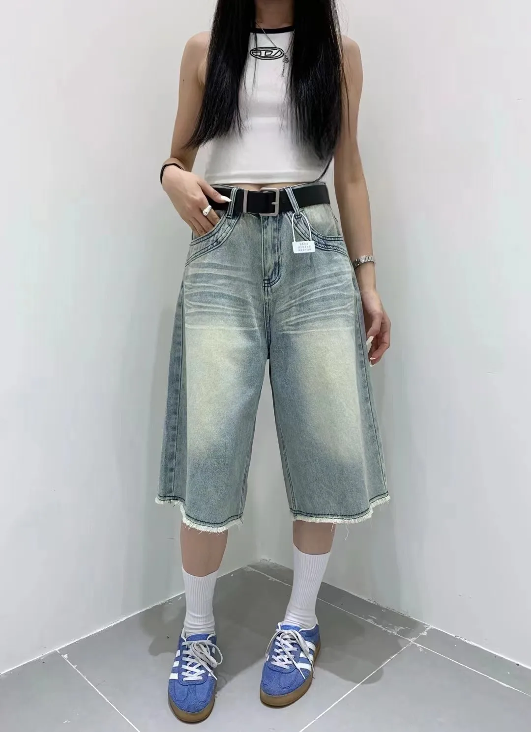 

ZHISILAO Calf-length Denim Pants Women Vintage High Waist Wide Leg Calf-length Jeans Chic Streetwear Summer 2024