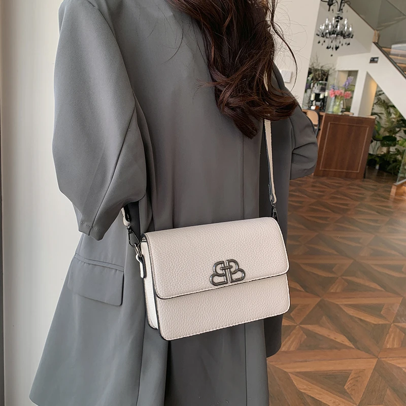 

Artisan Crafted Leather Tote Bag For Women Luxury Crossbody Shoulder Handbag Designer Elegant Work Purse