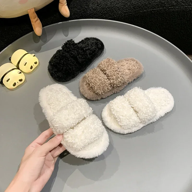 

Детская плюшевая обувь для девочек, новинка зимы 2024, модная Нескользящая Повседневная универсальная шикарная кожаная обувь на мягкой подошве в Корейском стиле