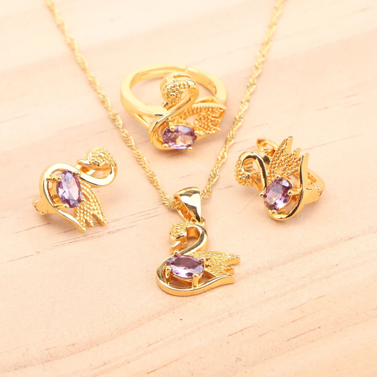 

Фиолетовый цирконий, комплект ювелирных изделий из серебра 925 пробы для женщин, свадебные обручальные кольца золотого цвета, ожерелье, кулон, серьги с камнями, комплект