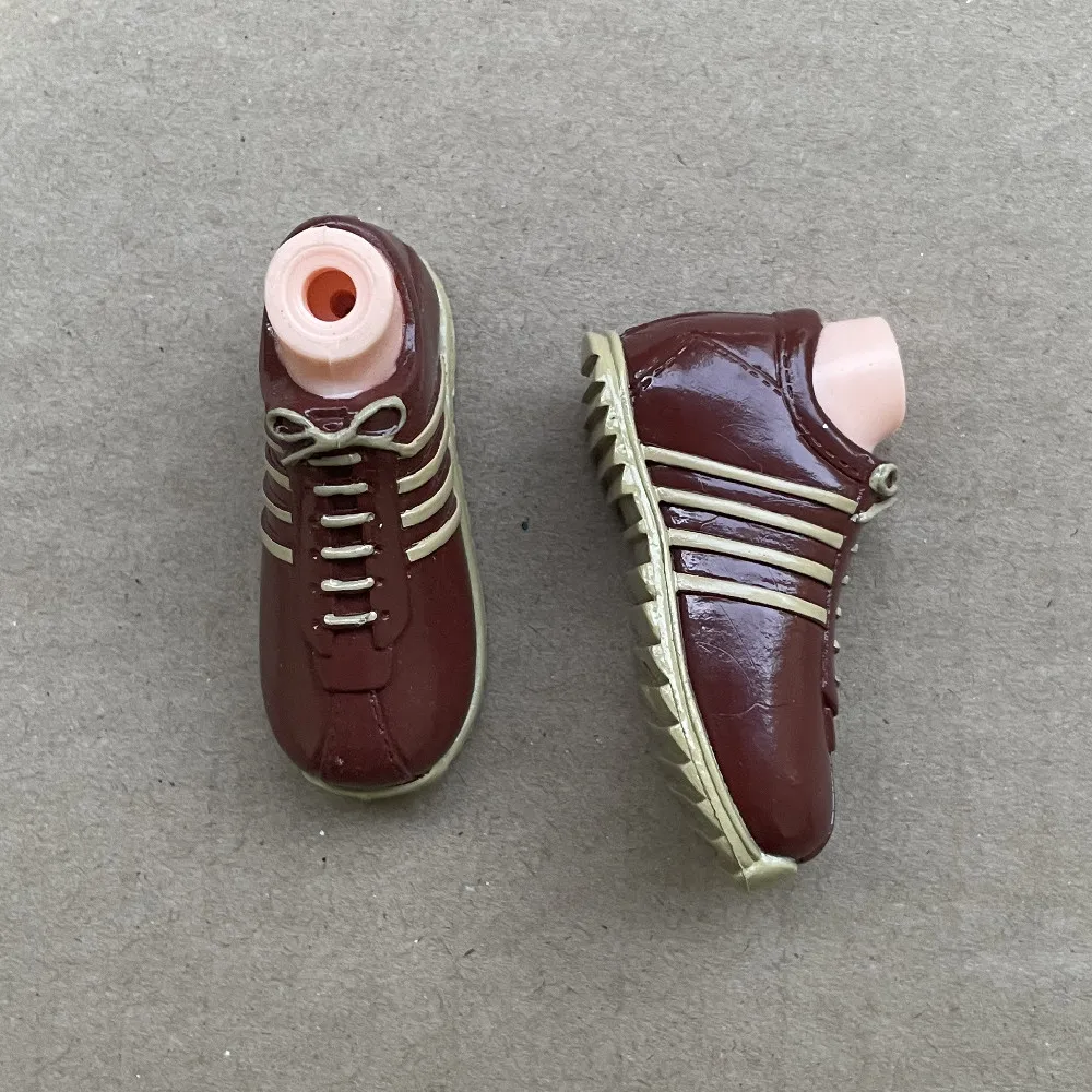Klassische Tanzpuppe mit dicken High-Heel-Schuhen, Sneakers, bunte Puppenteile, neuartige Dekorationen, Mädchenspielzeug, Geschenk – Detail 32