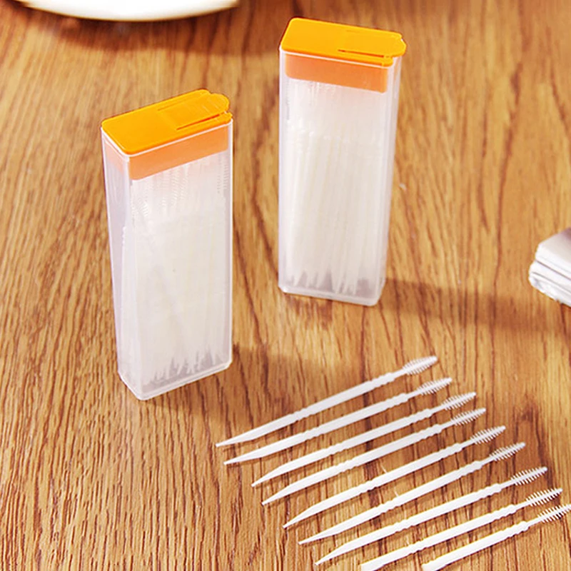 50Pcs/Box Oral Care Disposable Plastic Toothpicks With Brushes Travel Teeth Cleaning Tool Two-Head Dental Floss Toothpick Random