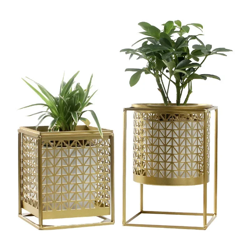 Nordic Light Luxury Gold Plant Stand Creative Hollowed Flower Pot Holder Fashionable Indoor Balcony Decor Shelf