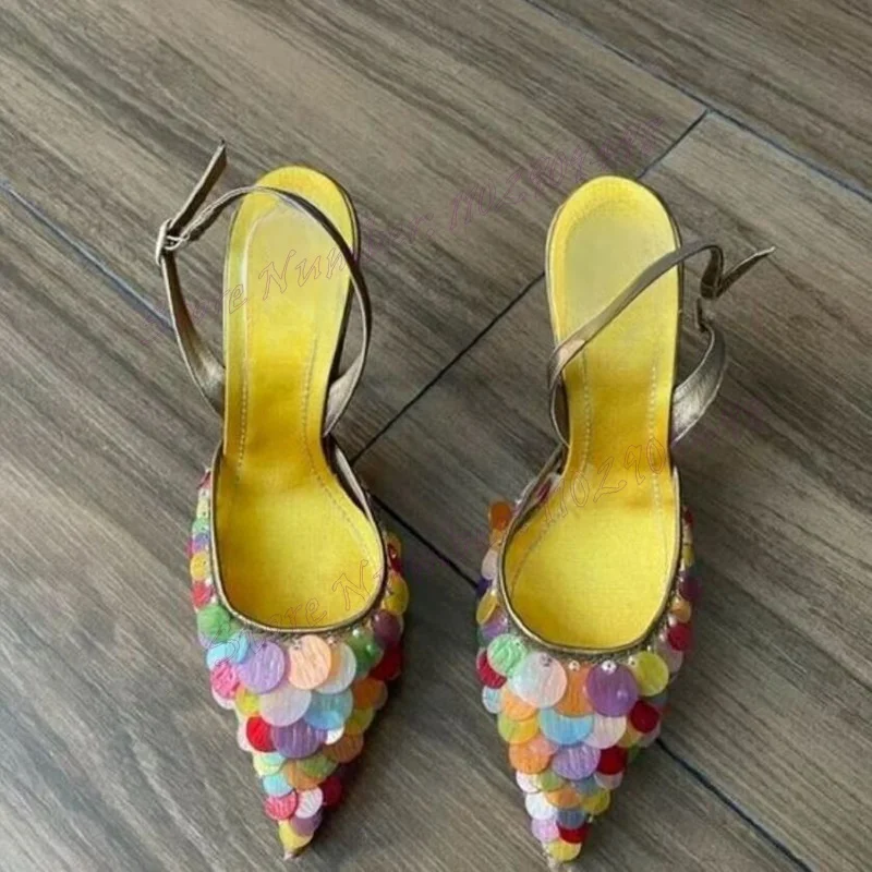 Estiletes de lantejoulas coloridas para mulheres, bombas Slingback, sapatos de dedo apontado, saltos cortados, saltos altos, 2024