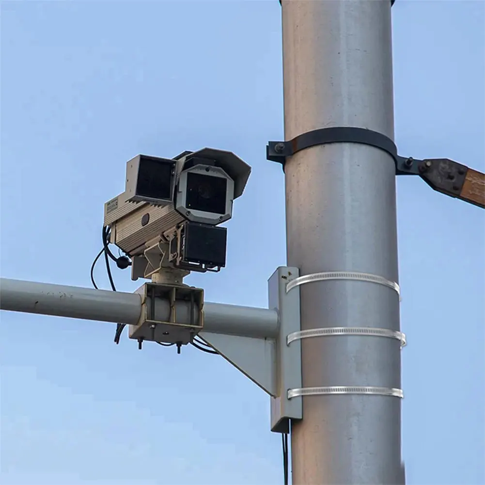 Street Sign Mounting Bracket Adjustable Sign Holder Mounting Pole Bracket for Round Telephone Poles Rods