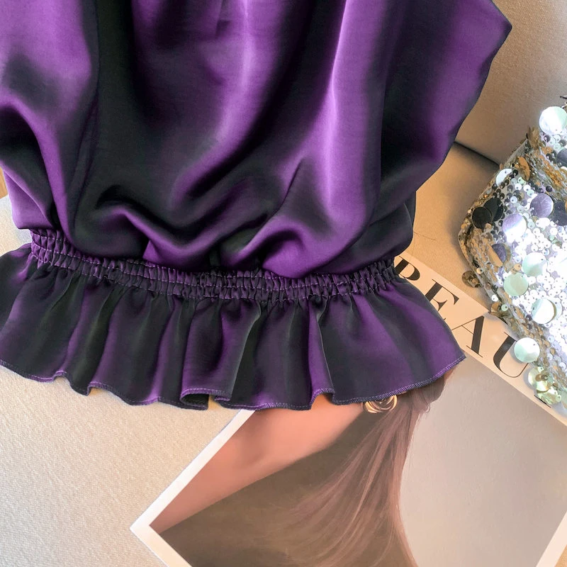 シルクサテンネックストラップベスト レディース 夏 2025 Vネック ノースリーブ ユニーク 美しい 小さめトップス 高級感