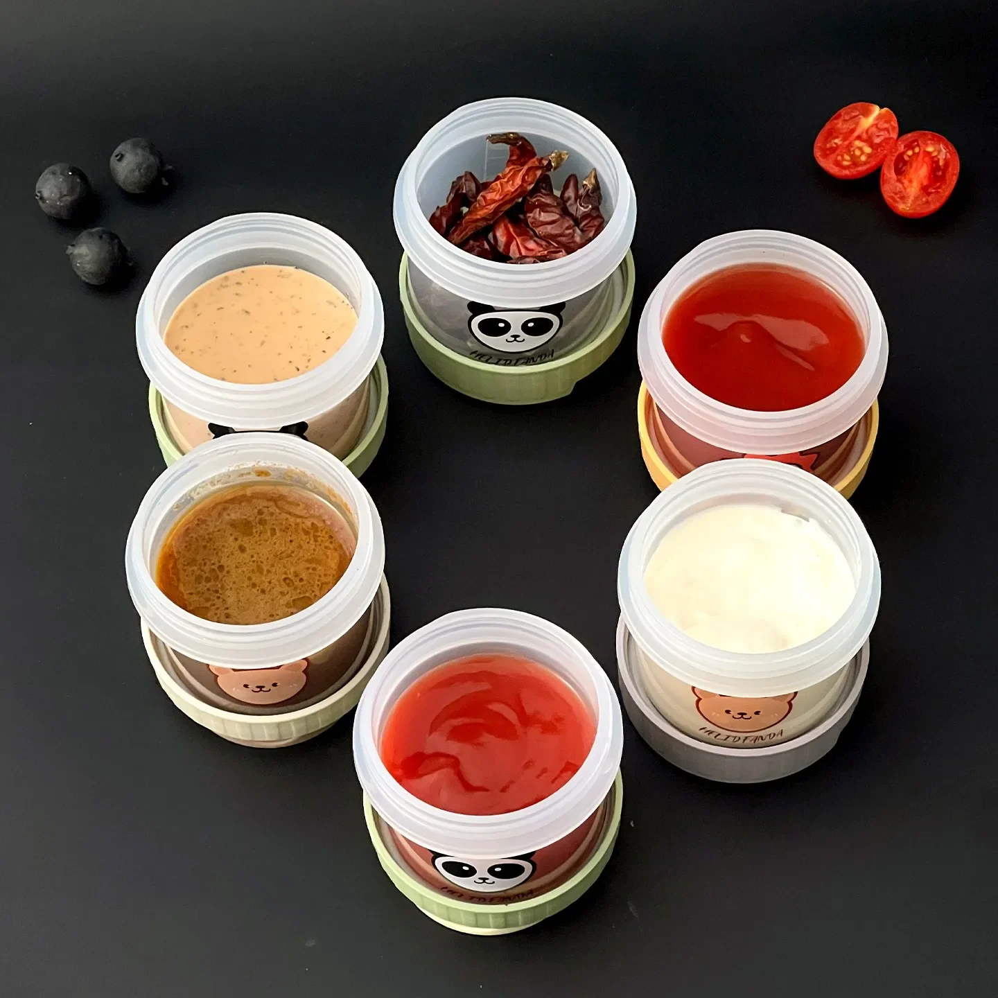 Reusable Salad Dressing Container Mini Round Plastic Dipping Sauce Dish Portable Sealed Sauce Bowl With Lid Kitchen Tableware