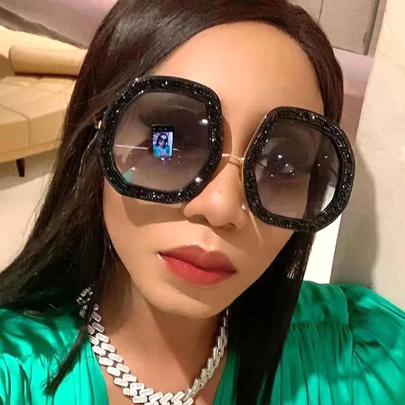 

New Oversized Square Sunglasses Women Brand Designer Luxury Shiny Crystal Diamond Green Sun Glasses Fashion Eyewear