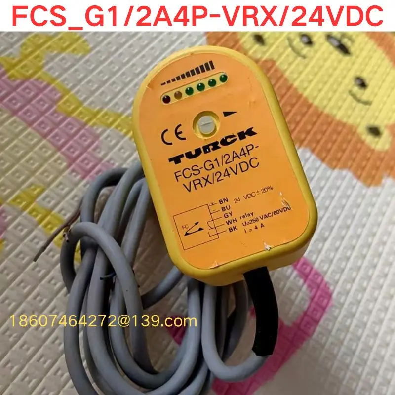 Second-hand test OK  Flow switch FCS-G1/2A4P-VRX/24VDC