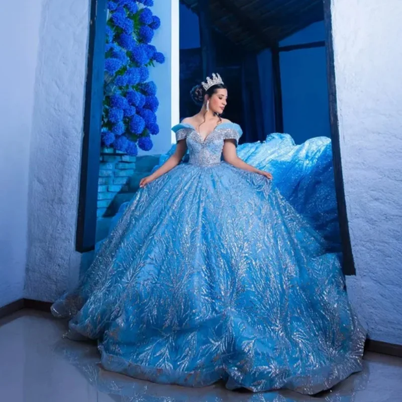 Рисунок 5 - Блестящее платье Quinceanera цвета