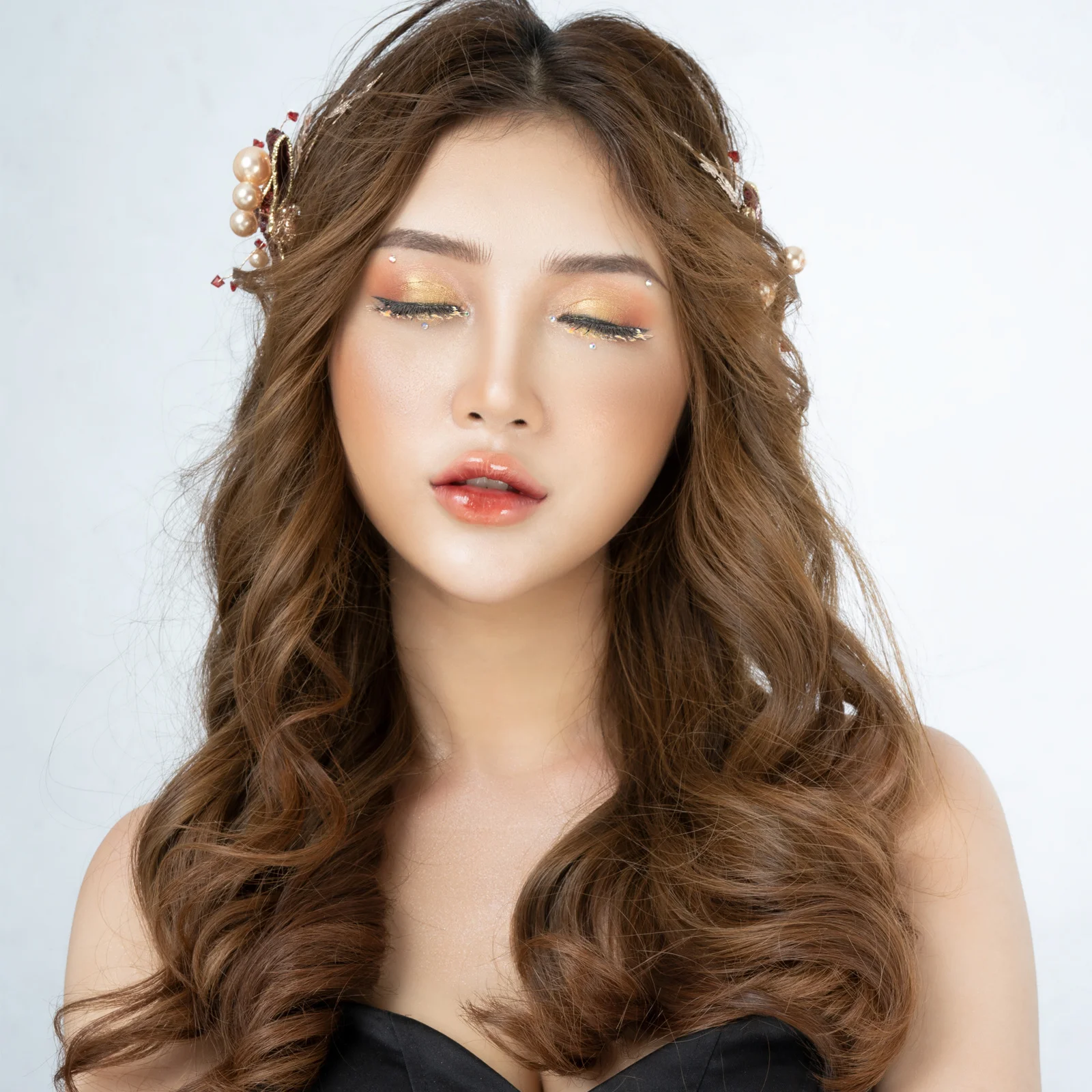 Confezione da 3 paia di ciglia finte corte con glitter naturali per accessori per il trucco da donna Confezione di ciglia finte individuali