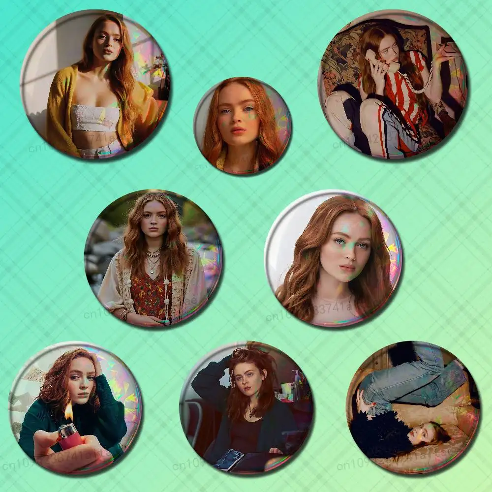 

Actor S-Sadie S-Sink Badges 25mm 32mm 44mm 58mm 75mm Cartoon Brooch Pins Backpack Hat Accessories Lover Gifts