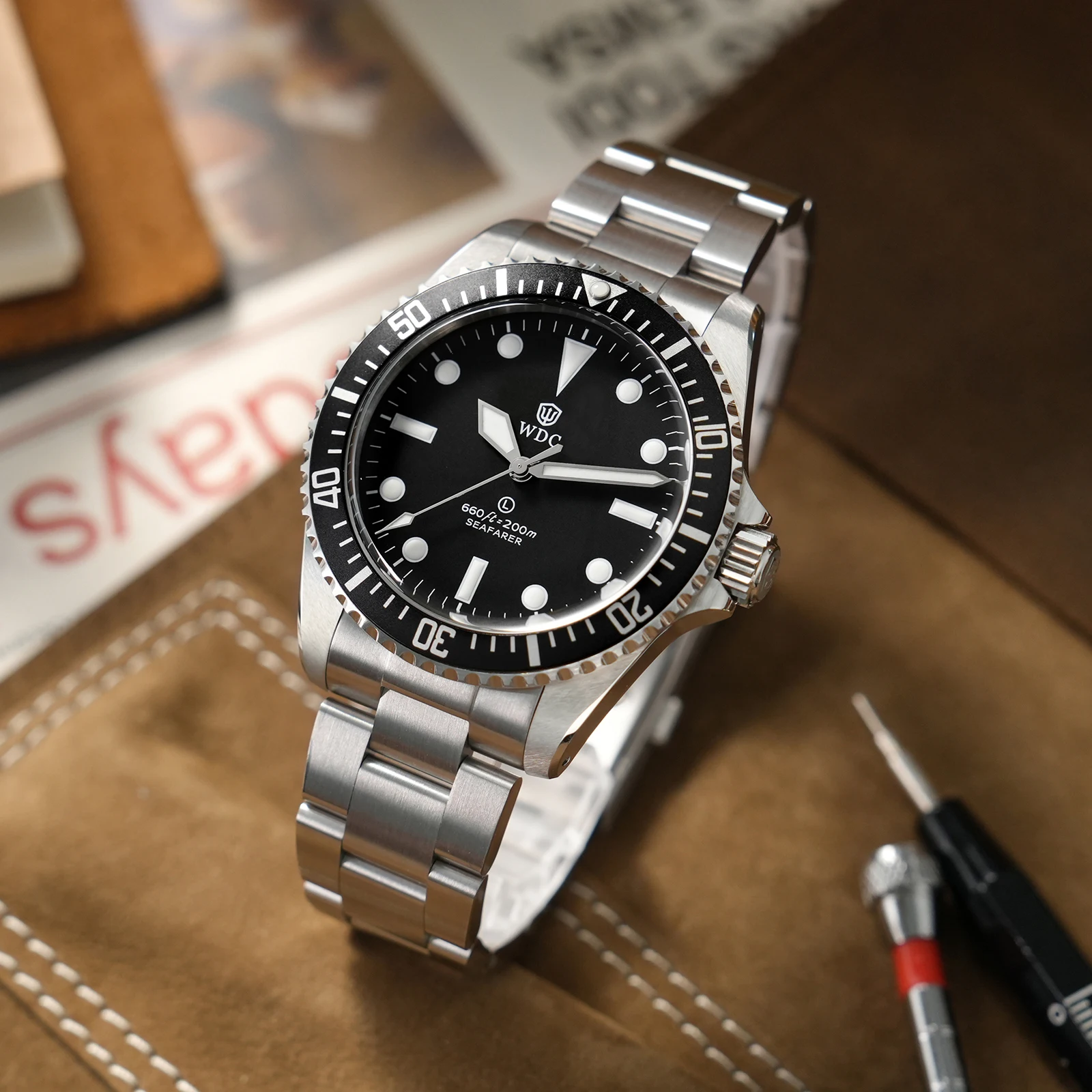 Watchdives WD5513Q Black Quartz Wristwatch VH31 Sweep Second Movement AR Sapphire Waterproof 200M Stainless Steel Retro Watches