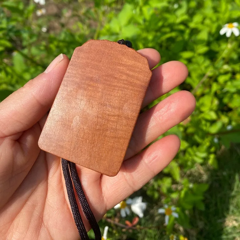 Hand-Carved Jujube Wood Taoist Deity Pendant - Taiyi Tianzun Amulet, Car/Home Decor, Protection Charm, No Size Info