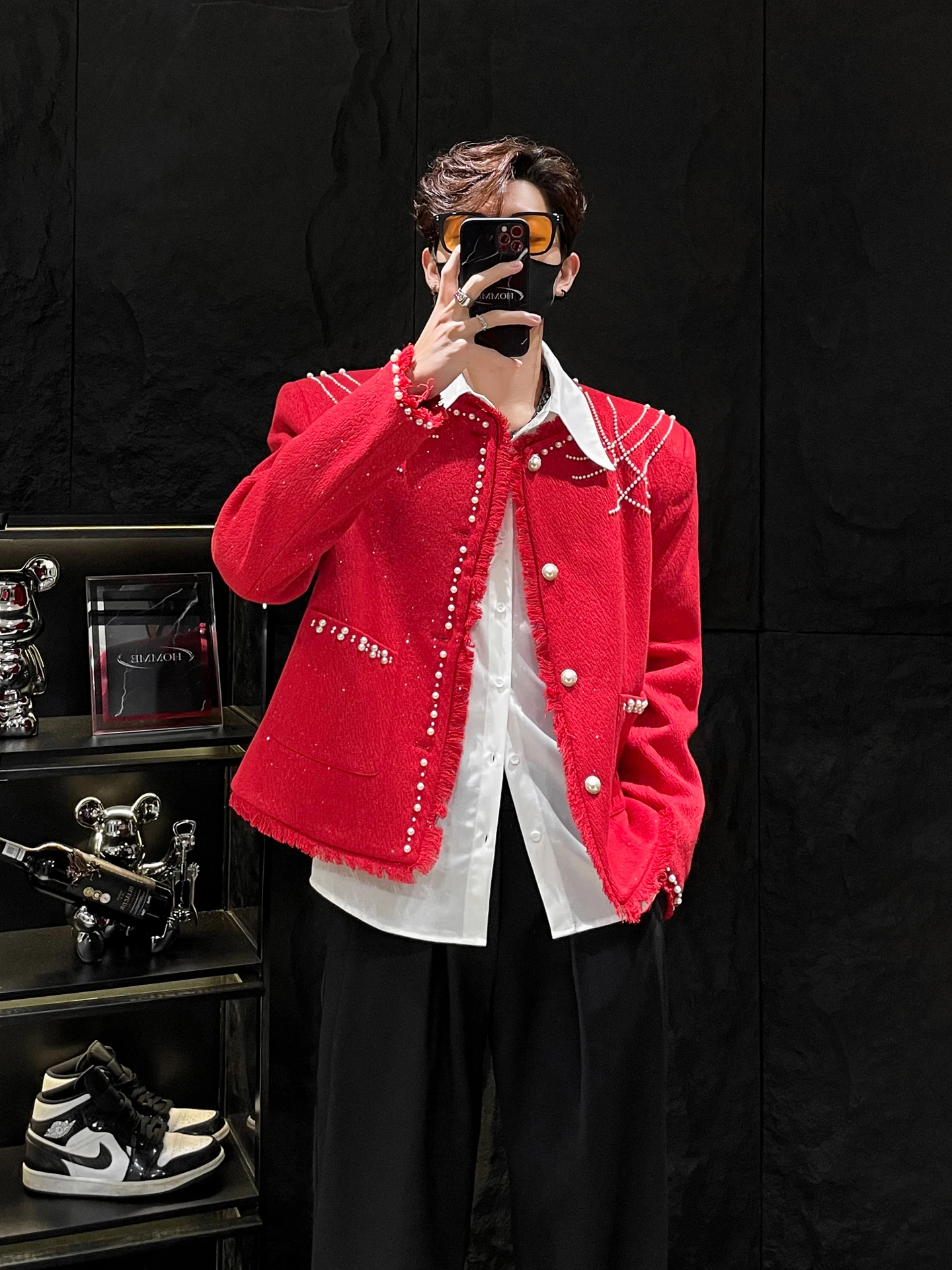 

Куртка с красной жемчужной отделкой для мужчин Faionable Small Fraance Sle Loose Fit Long Sve ort Coat Korean Sle Youth Trend