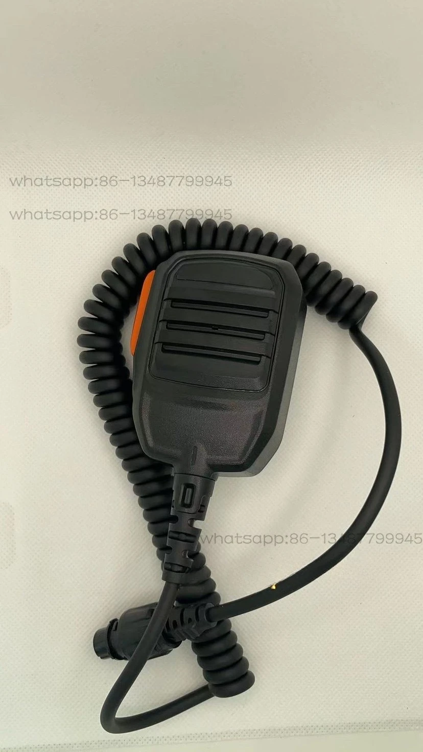 Walkie-talkie adapts to MD780/MD880T/MT680 digital car station waterproof SM16A1 microphone