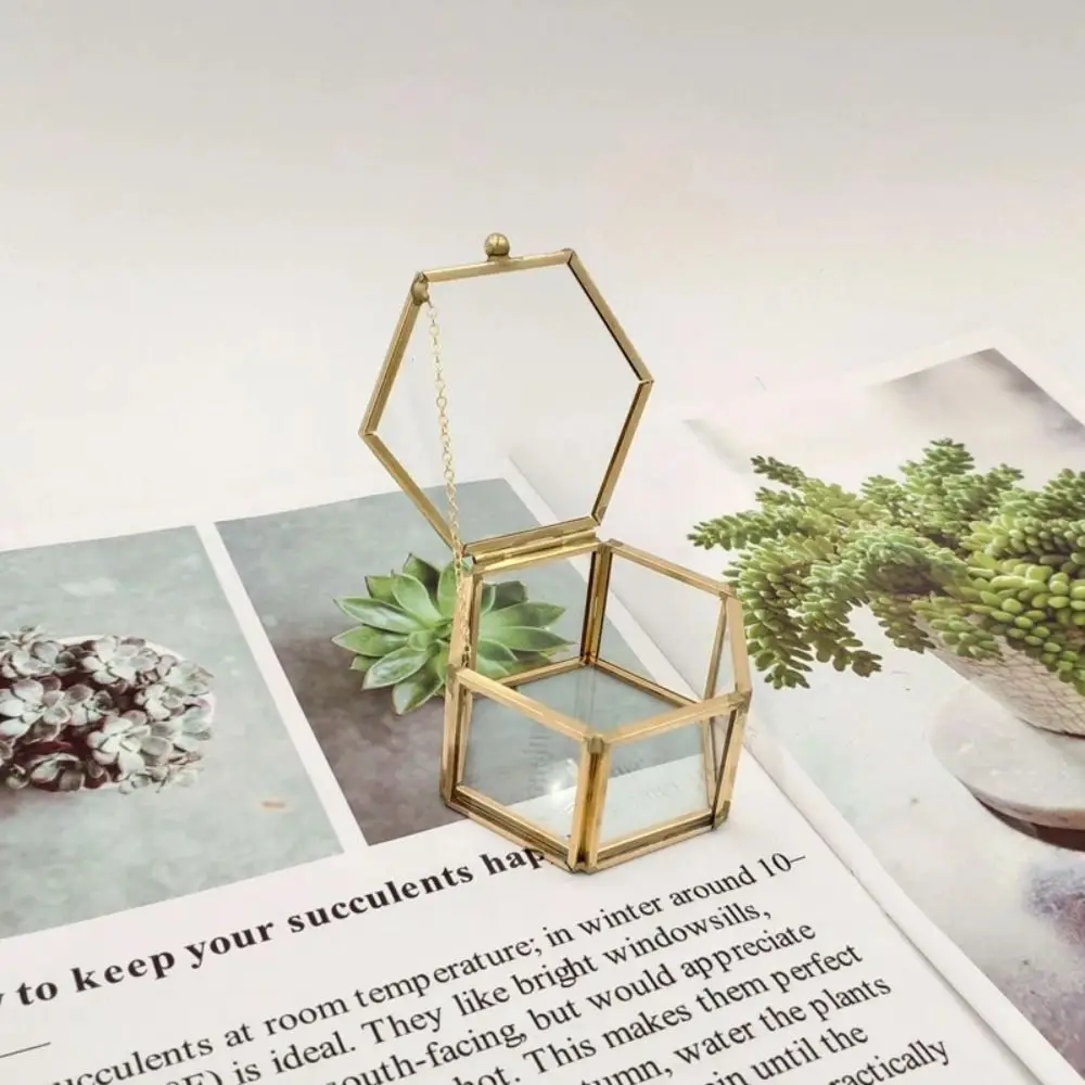 

Gold Hexagonal Ring Box Hexagon Geometric Glass Jewelry Accessory Box Luxurious Retro Jewelry Storage Box Jewelry Storage