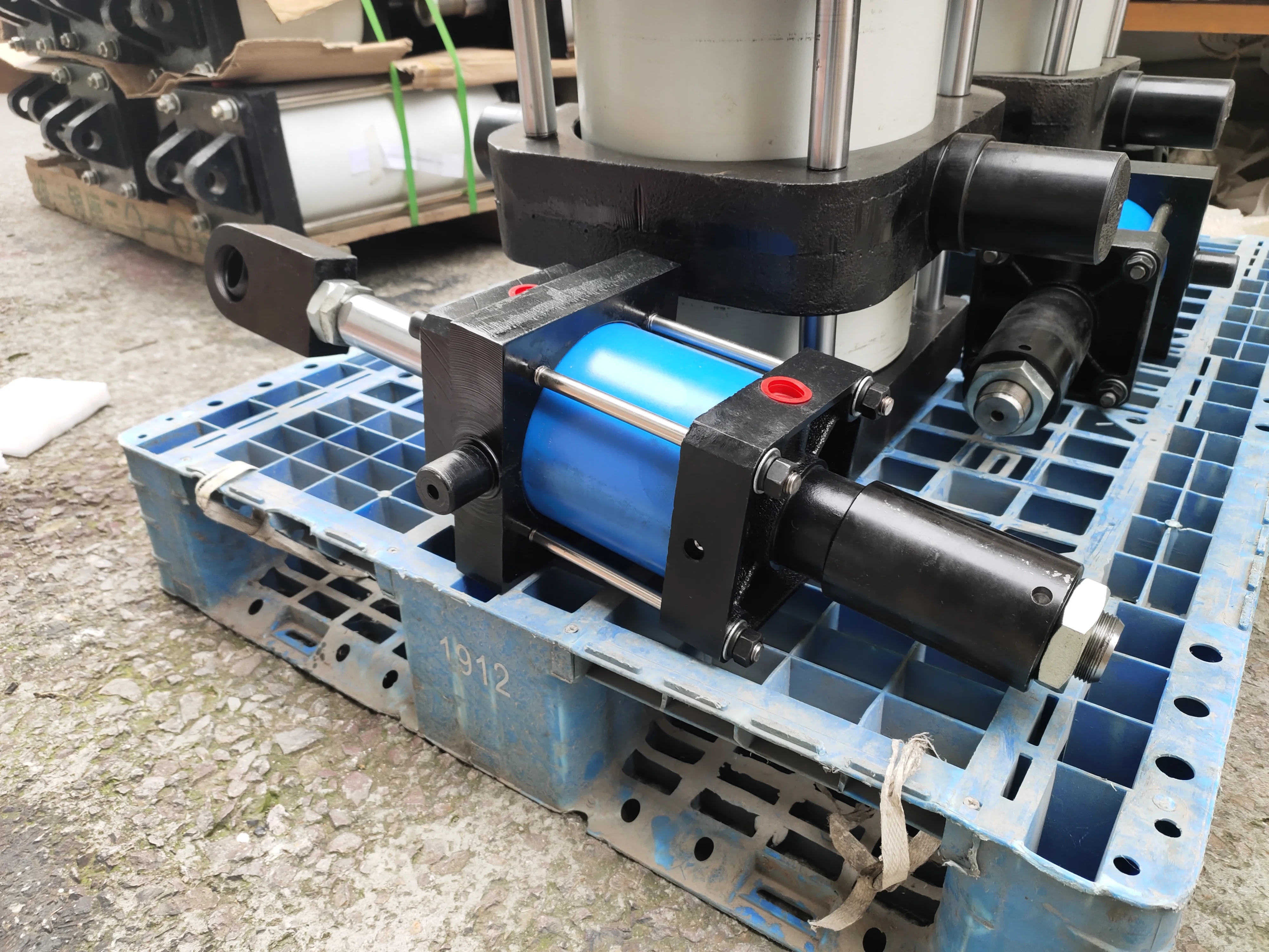 QGB air Cylinder Double End Rod Heavy-duty Large Thrust Short Stroke High Temperature Resistance Compressed Pneumatic Cylinder