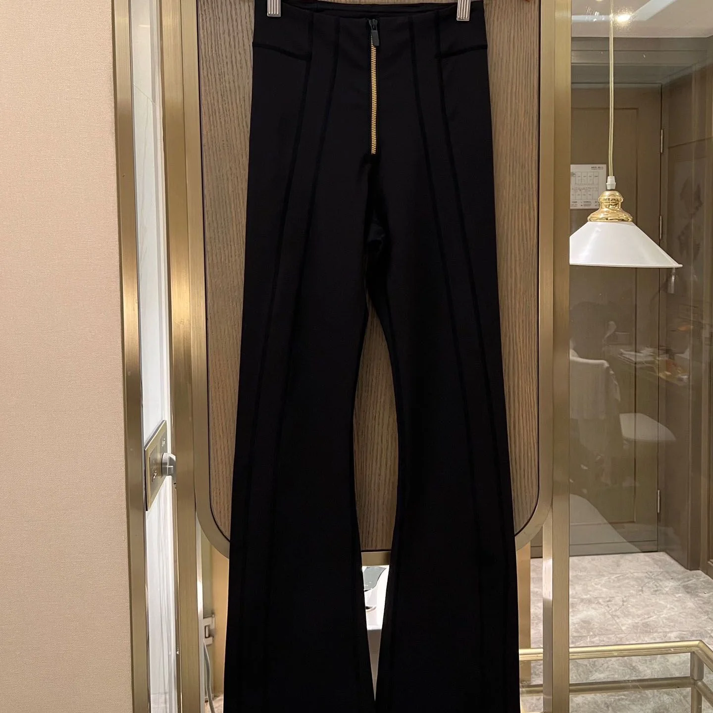 

Loudspeaked Sports Yoga Pants for Women with High Waist Hip Lift Stomach Tightening, Autumn and Winter Slimming Velvet Outwear