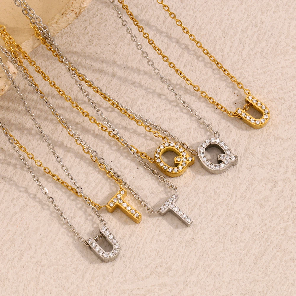 E.B.belle Glänzende Mini-Strass-Halskette mit 26 Buchstaben, 18 Karat vergoldeter Edelstahl, erstklassiger modischer Damen-Halsschmuck – Detail 5