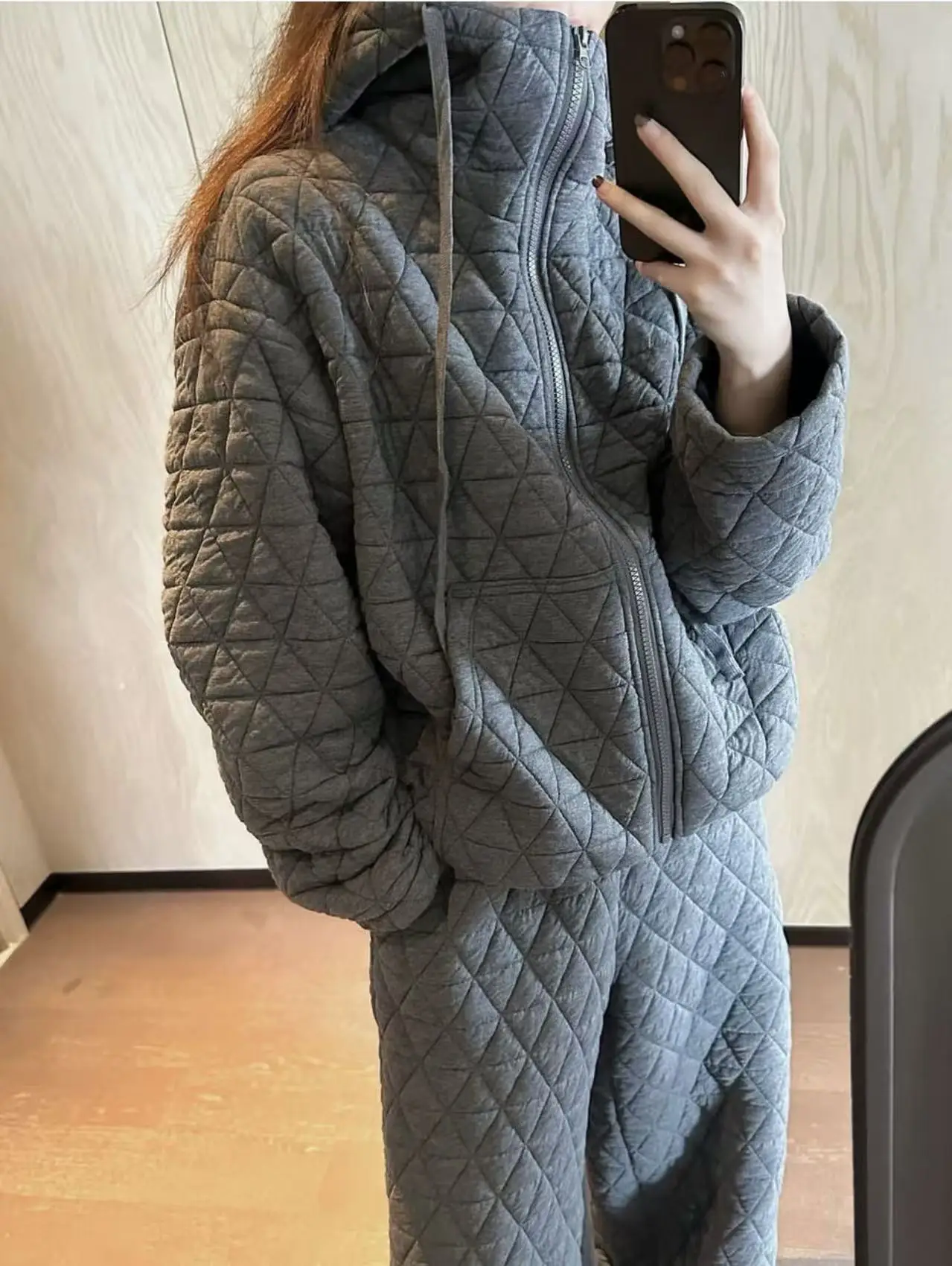 

Women's Loose Fit Cotton Jaet Coat with Hood Quilted Diamond Patterned Autumn Winter Warm Trousers Set Elastic Waist