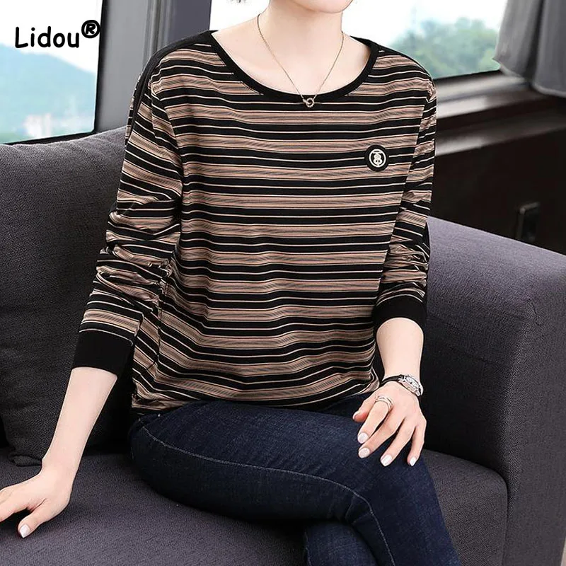 

Fashion Women's Vintage Long Sleeve Striped T-shirt Spring Commute Loose Crew Neck Spliced Pullovers Tops Casual Female Clothing