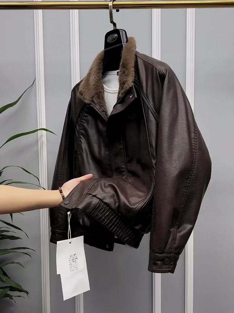 

Мужская куртка из искусственной кожи на флисовой подкладке с меховым воротником, осенне-зимняя новинка, простой и роскошный молодежный модный фасон, приталенный крой