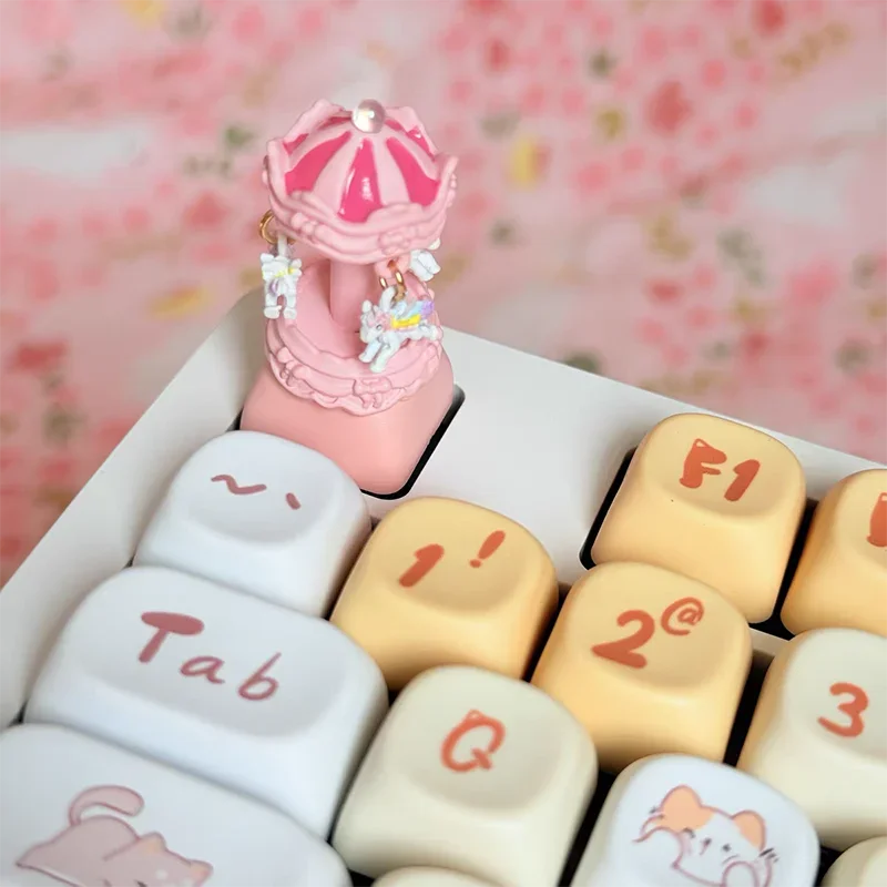 Creative Pink Carousel Keycaps Original Customised Delicate Cute keyboard Caps Decoration For Mechanical Keyboard