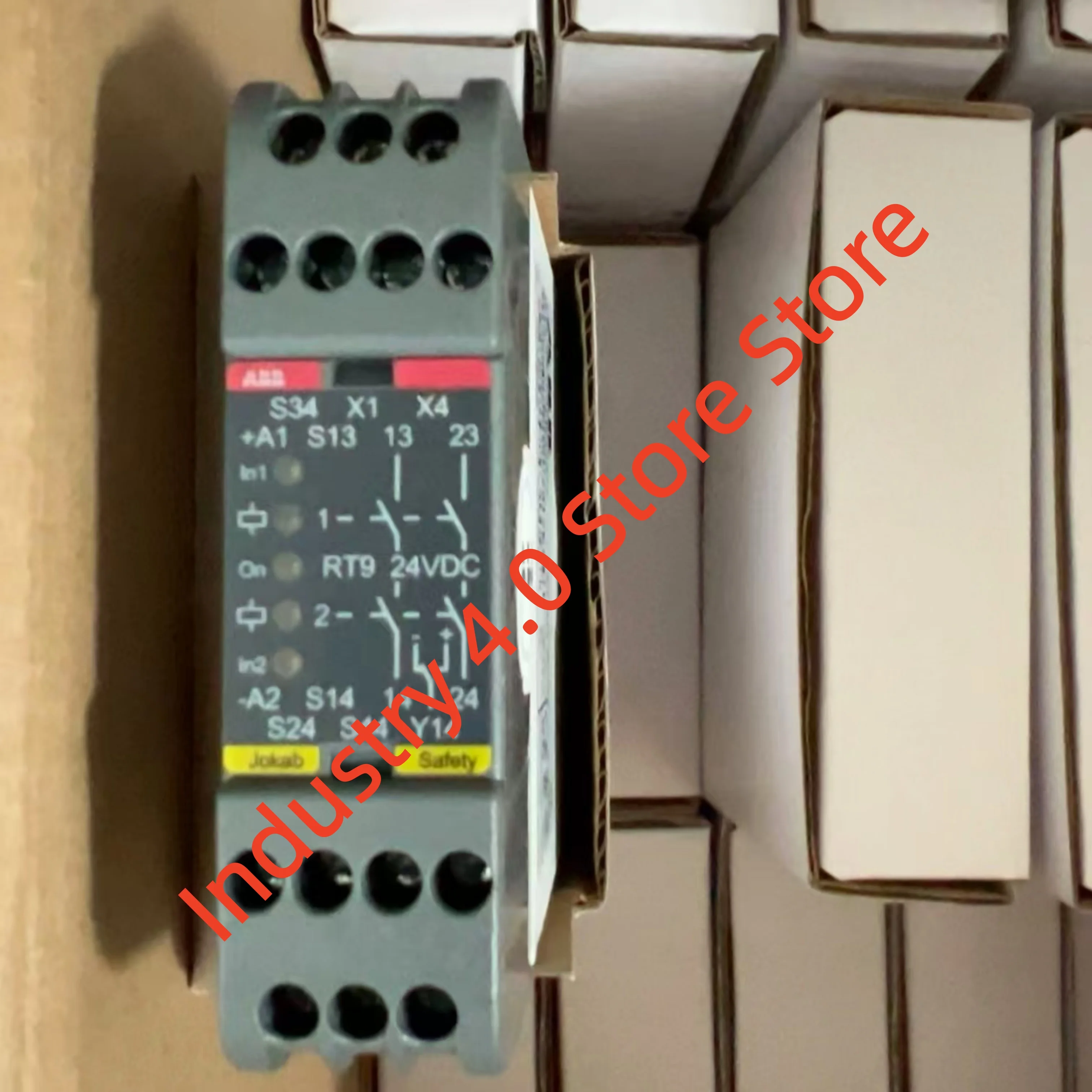 2TLA010029R0000 3HAC058663-001 وحدة PLC 100% جديدة