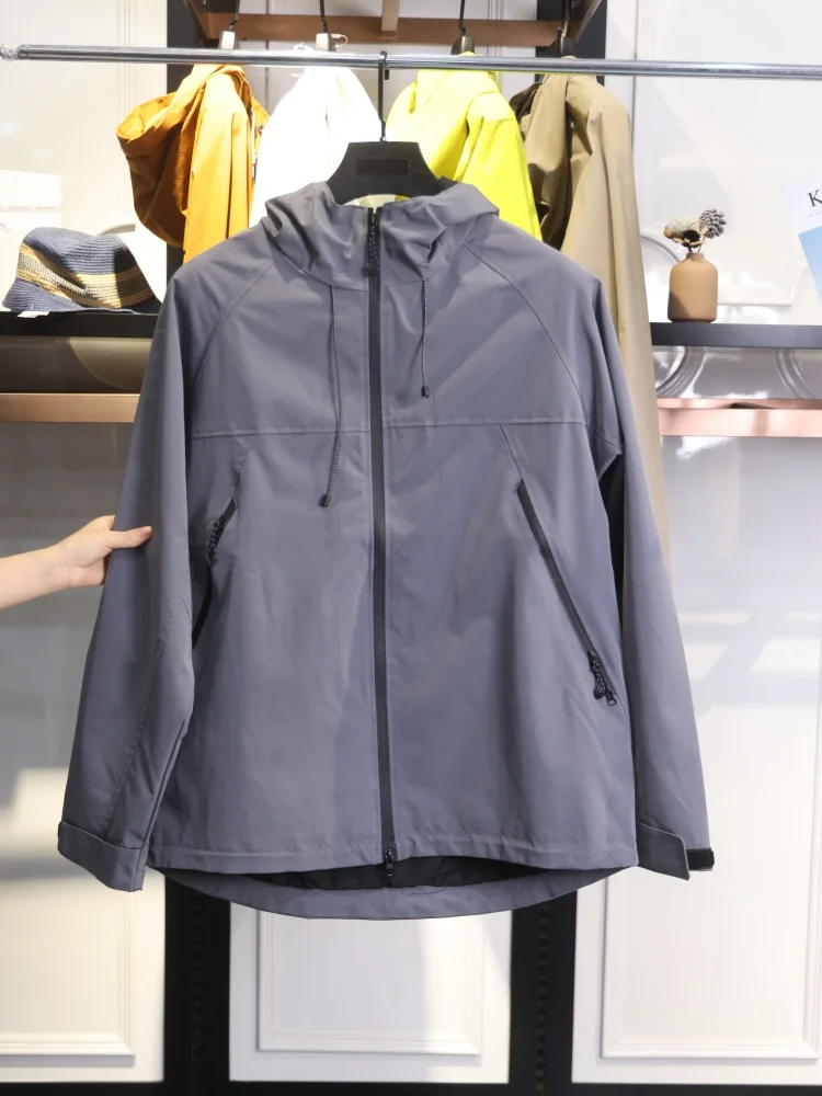 

Outdoor Faionable Waterproof Hooded Jaet for Men And Women Spring Autumn New Sle Durable Polyester Fiber Stand Fit