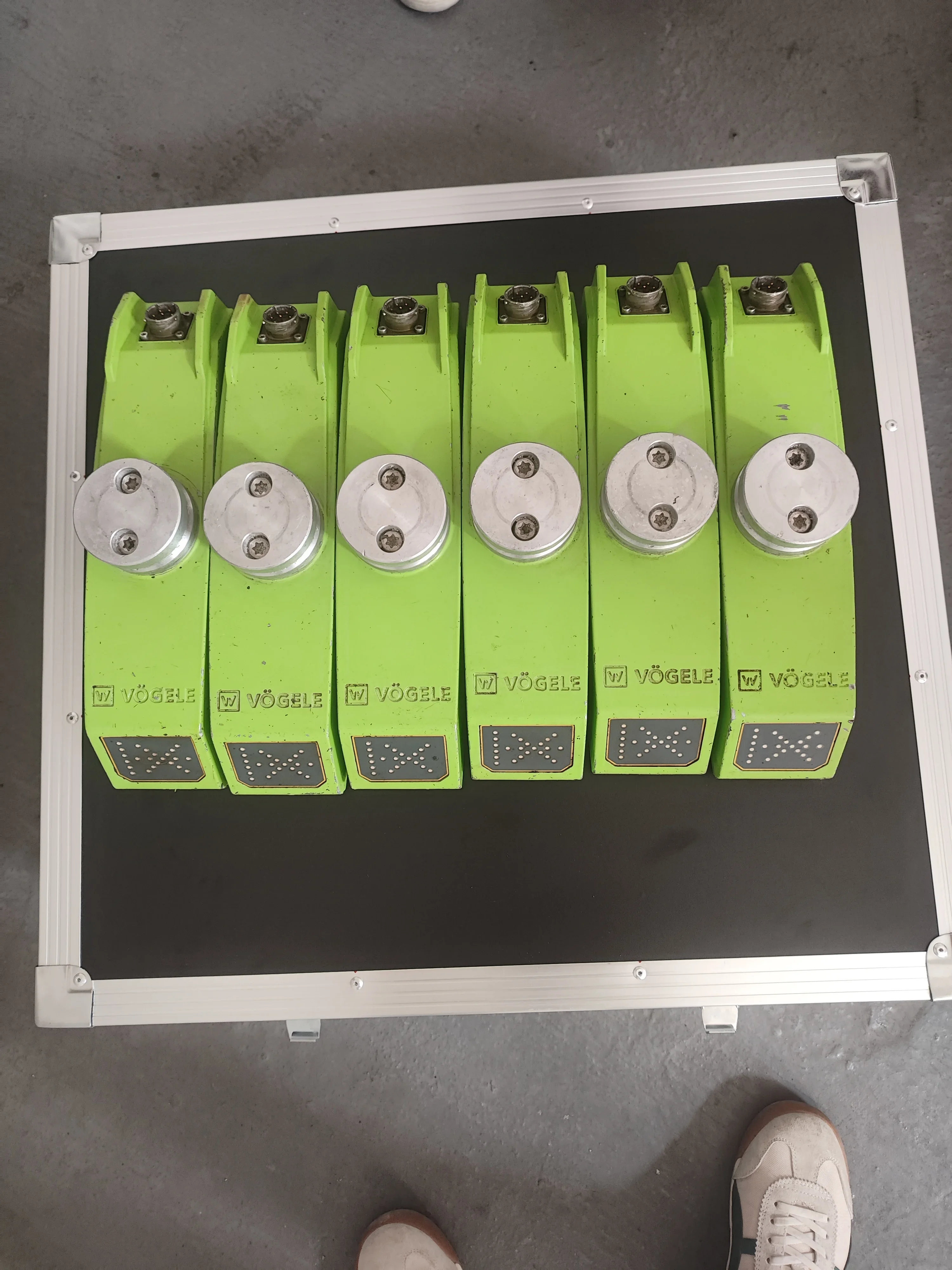 Used&New paver parts leveling system sonic sensor asphalt paving  for vogele asphalt