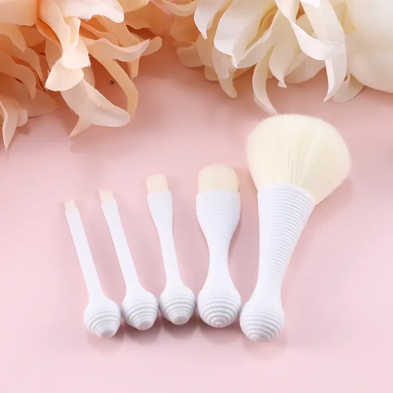 Energy Creative Makeup Brush Multifunctional Brush Set Jellyfish lamps Miniature things Fake glock Fathers day gifts Skz Fidget