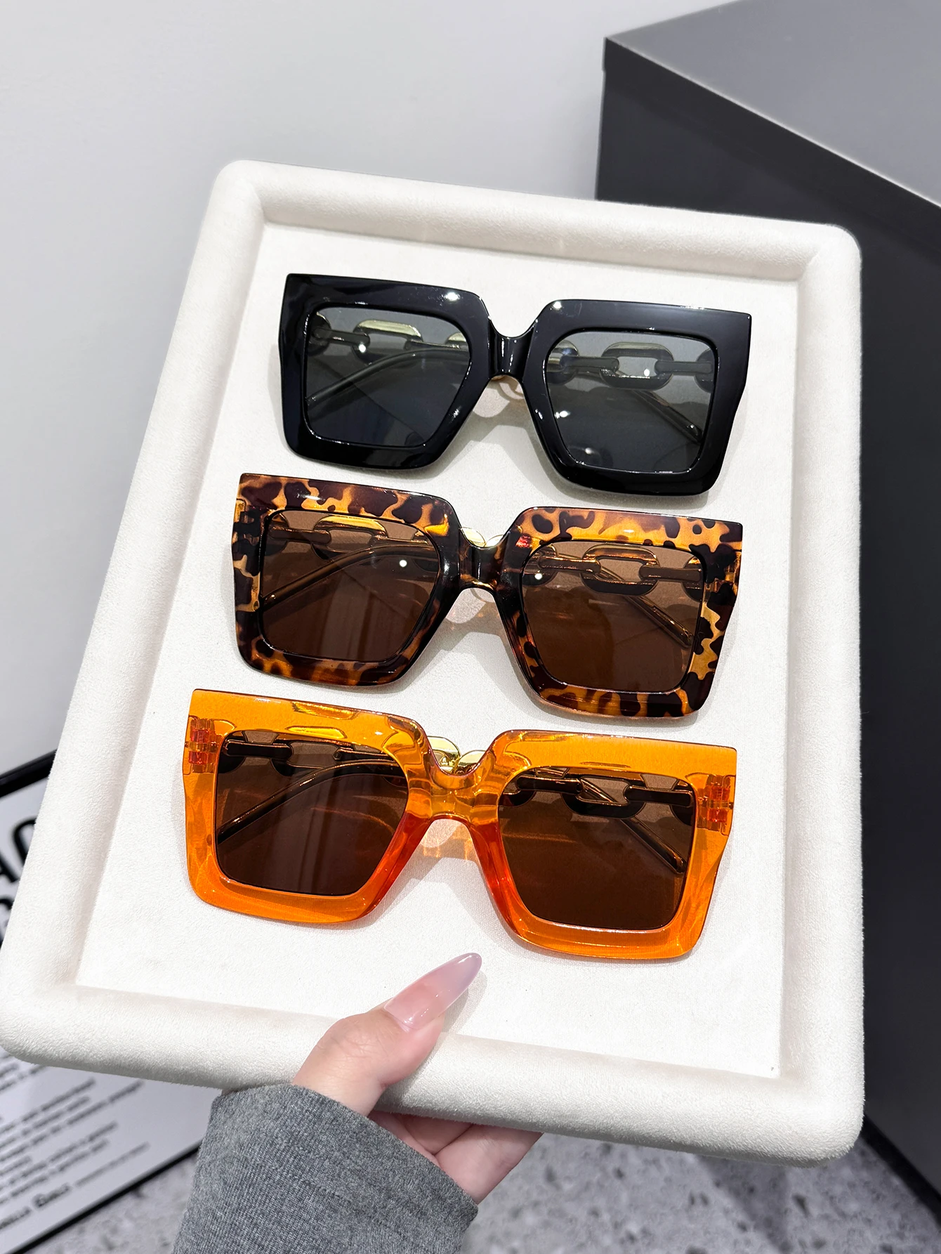 3pcs square sunglasses with built-in decoration design, self-driving seaside vacation, multi-purpose matching single product