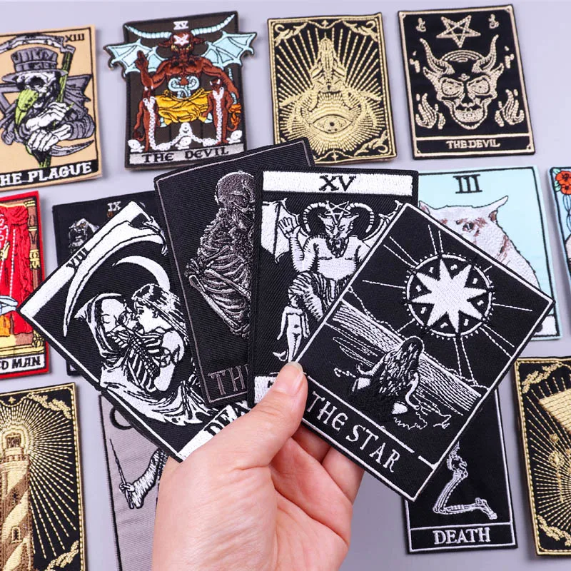 Tarot Embroidery Patch Iron On Patches DIY Punk Patch Devil Skull Sew Appliques Patches For Cloting Ironing Embroidered Stickers