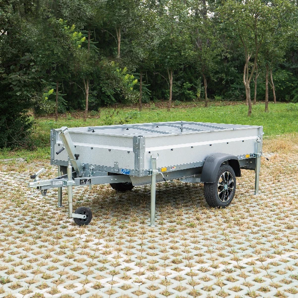 2025 Fabricación de fábrica Ventas Transporte de remolque agrícola Cama baja Remolque agrícola de utilidad Mini remolque de tractor