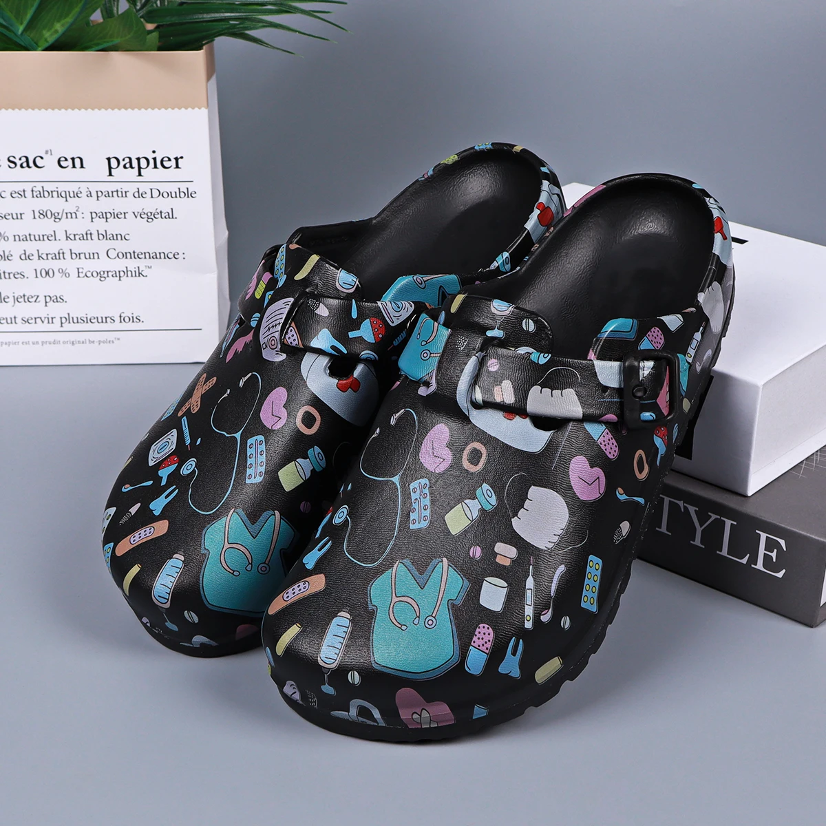 قباقيب خغل EVA خفيفة الوزن للنساء - غير قابلة للانزلاق ومقدمة مغلقة وحزام بإبزيم قابل للتعديل، نعل مسطح ناعم، شاطئ، حديقة، شباشب عمل #6