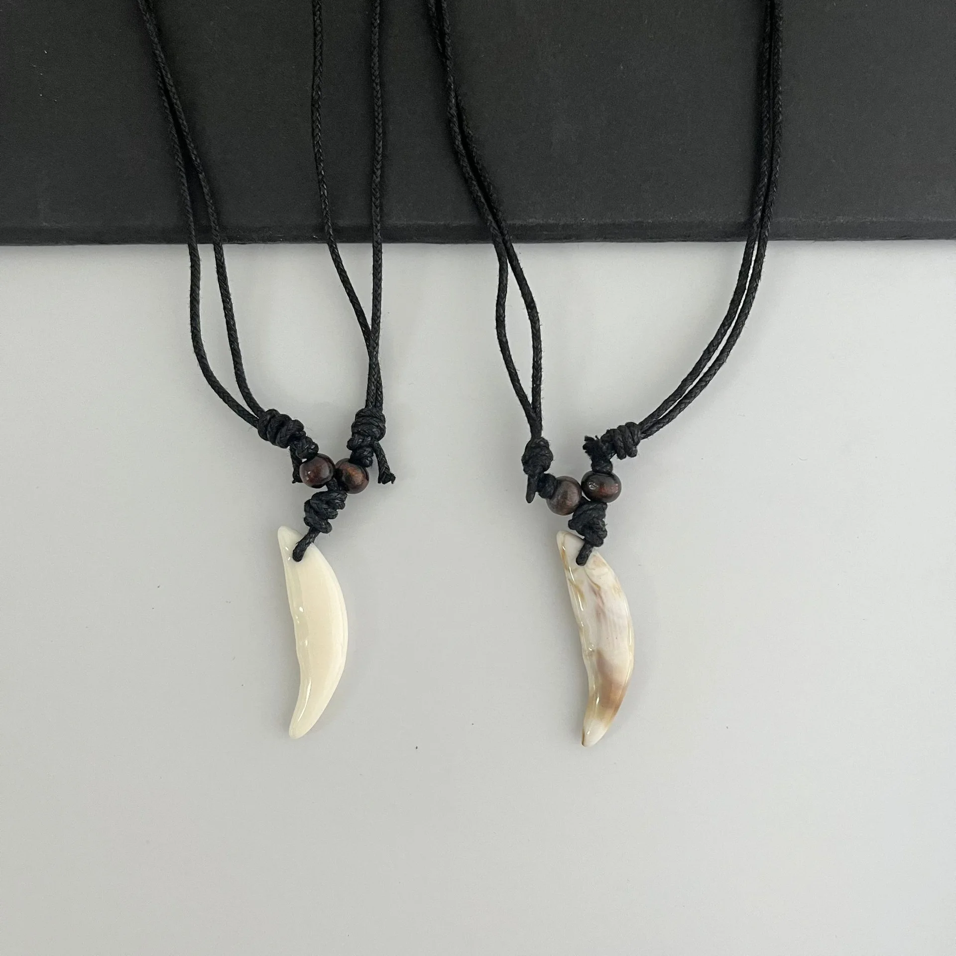 

Ожерелье с рогом в стиле панк, винтажный стиль, амулет с волчьим зубом, цепочка, регулируемая веревка, ювелирный аксессуар, ожерелье