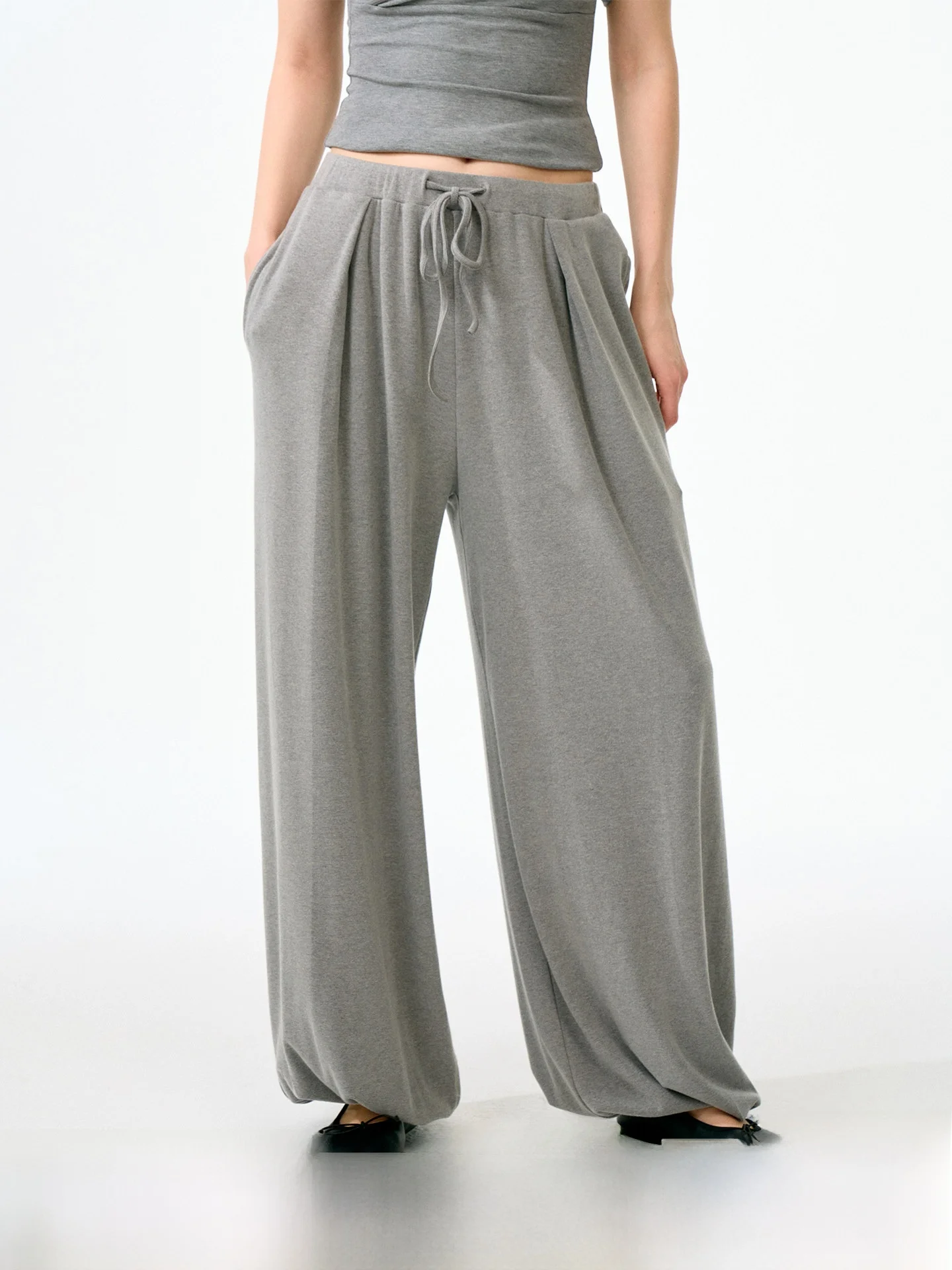 

Cloud Sensation Soft Loose Lantern Casual Pants Women's Comfortable Loose Fit Elastic Waist Knitted Cotton Blend Trousers