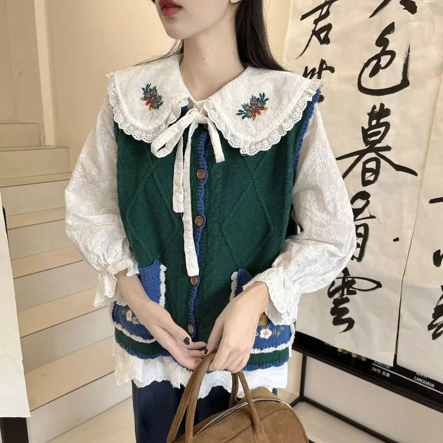 Kimotimo Embroidery Sweater Vest Women Vintage Patchwork Single Breasted Sleeveless Cardigan Autumn Loose Overlap Knit Waistcoat