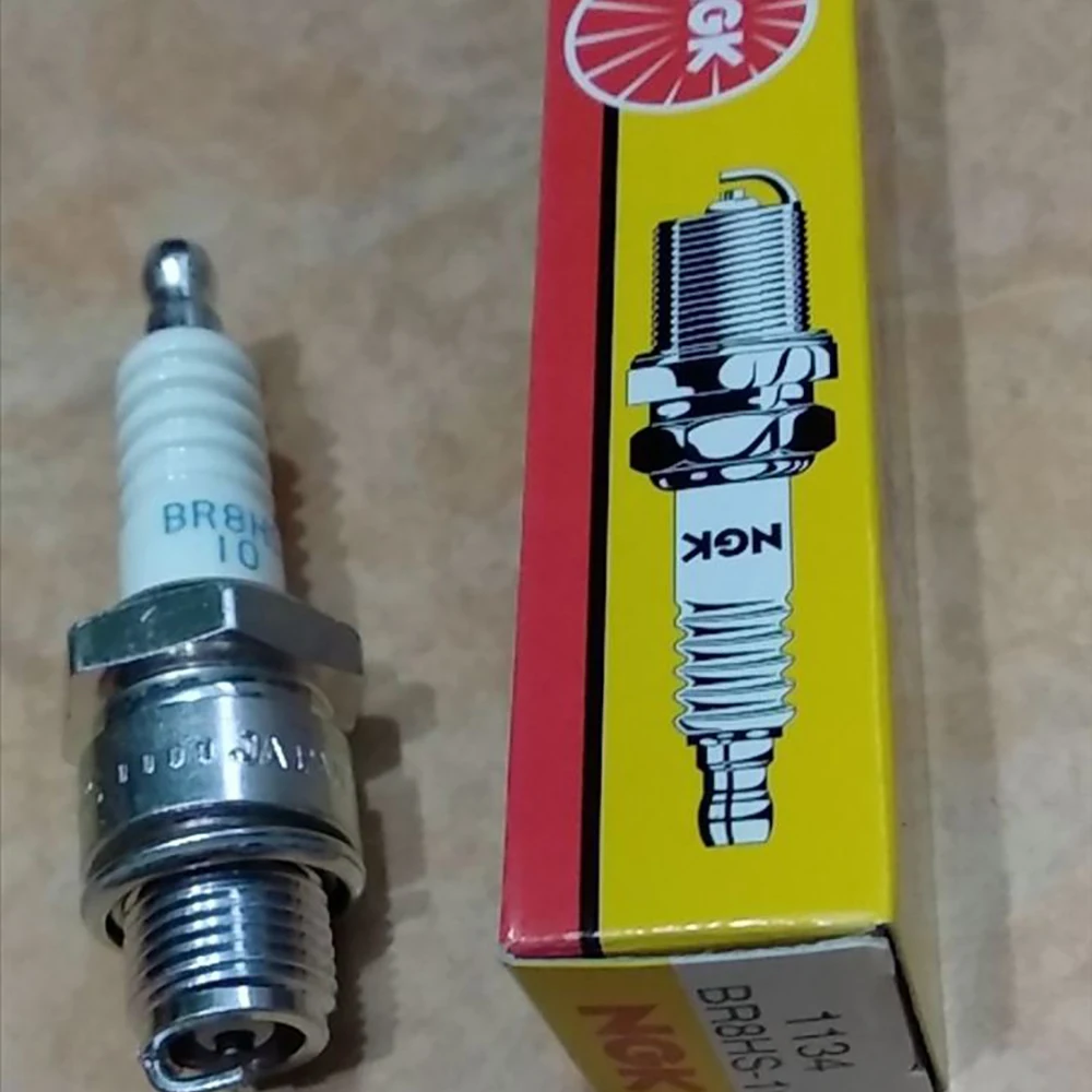 Spark Plug  For Yamaha Tohatsu Suzuki Mercury Above 2 Stroke4 0Hp Outboard Spark Plug Ngk-Br8Hs Instead Of BR7