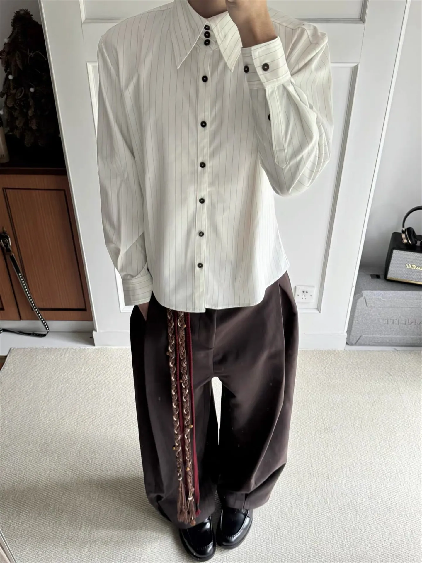 Long Sleeve Striped Shirt Shoulder Length Sharp Collar Unisex Button Design Drapey Versatile Commute Cleanfit Shirt Casual Style
