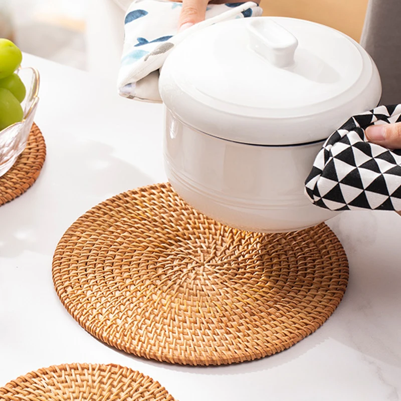 

Cup Mat Round Natural Rattan Hot Pad Hand Woven Hot Insulation Placemats Table Padding Coaster Kitchen Decoration Accessories