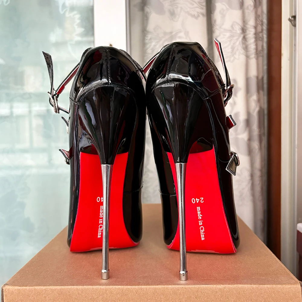 Talons hauts unisexes diversifiés, sangle de rinçage noire, fétiche à l'intérieur rouge sexy, châssis aiguille, sangle de cou-de-pied, pompe personnalisée en usine, taille 46, 16cm, 2024