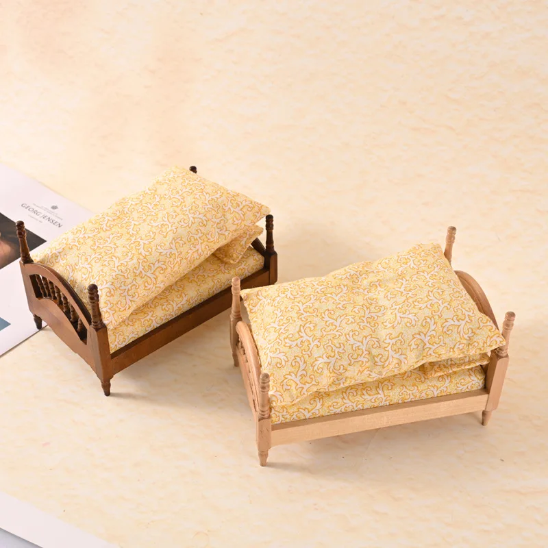 

1:12 Dollhouse Bed Classic European Single Bed Wooden Sleep Mini Furniture Miniatures Bedroom Scene Decoration Home Decor