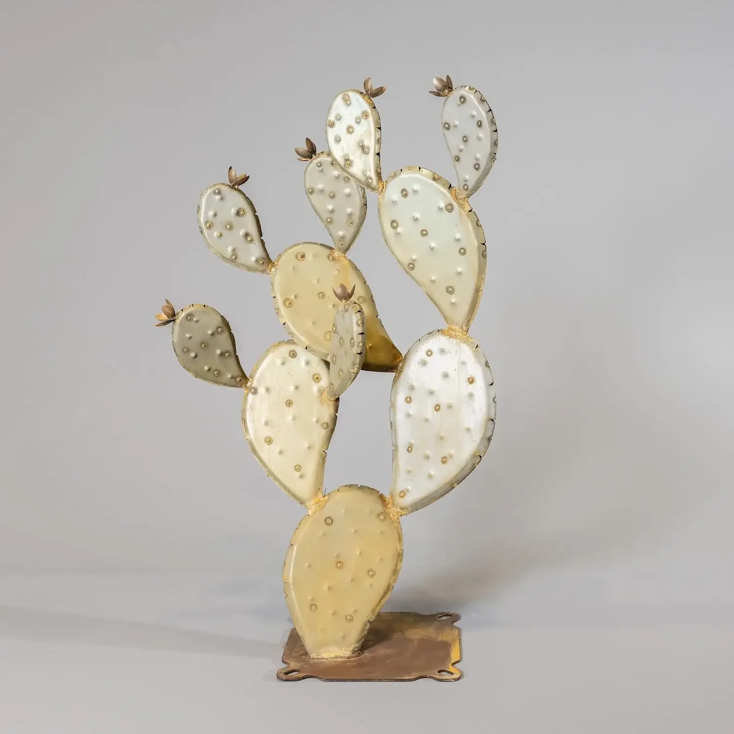 Pricky Pear Cactus - Indoor/Outdoor Metal Yard Art & Yard Decor, All Weather, Tall (31