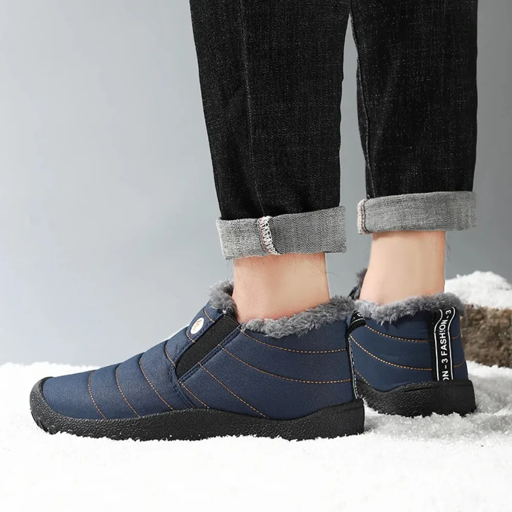 زوجين الأحذية الدافئة وسميكة معزولة في الهواء الطلق أحذية قطنية كبيرة الحجم المضادة للانزلاق وارتداء مقاومة أفخم الرجال أحذية عالية الجودة