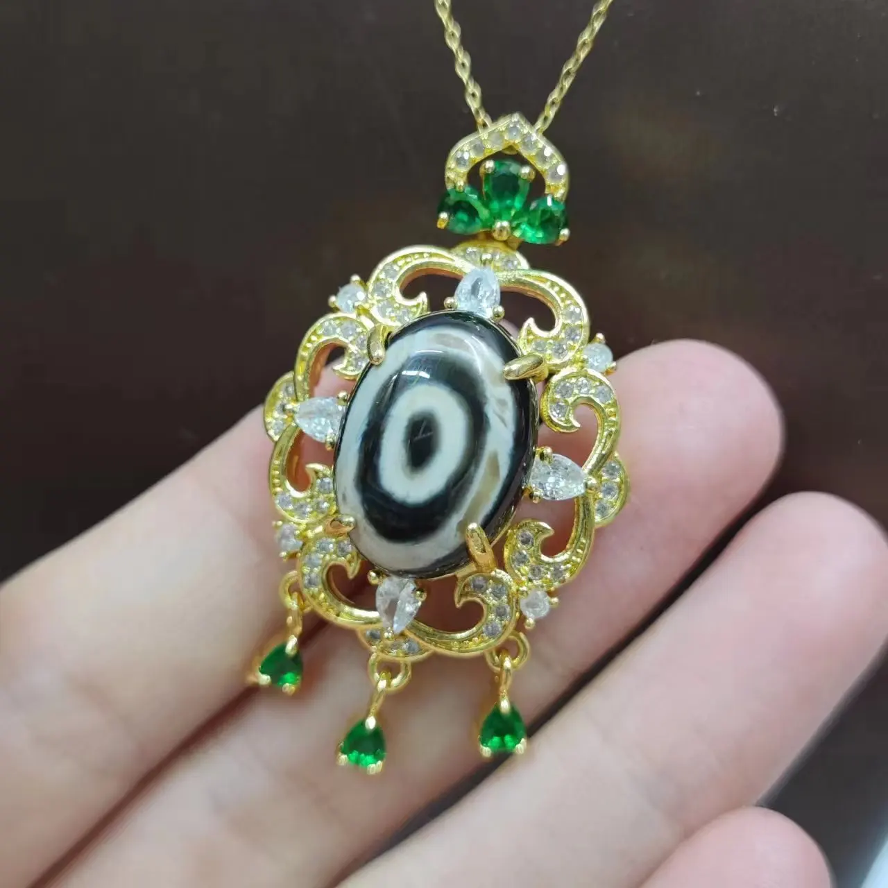 1pcs/lot natural one-eye onyx dzi necklace gild Set with crystal zircon emerald Vintage court style Amulet exquisite jewelry