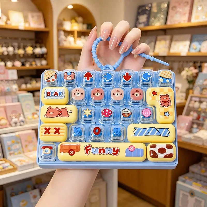 Cute Cat Keychain Stress Relief Transparent 26 Keys Keyboard Keychain Pendant Charm Backpack Hanging Accessories Creative Gift